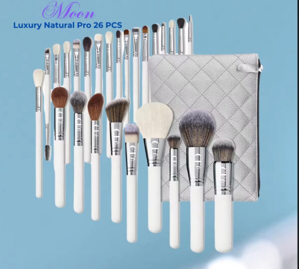 Moon Luxury Natural Pro 26 PCS